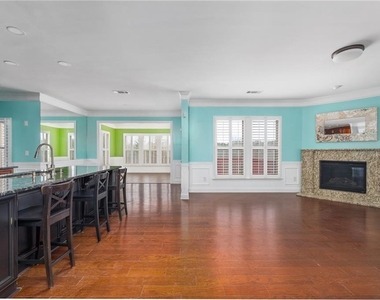 2331 Northmont Parkway - Photo Thumbnail 13