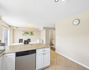 673 E Fountainview Drive - Photo Thumbnail 13
