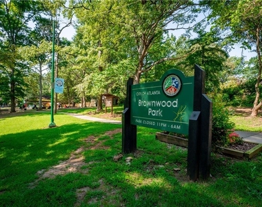 1496 Woodland Avenue Se - Photo Thumbnail 22