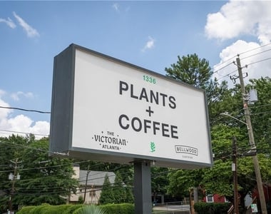 1496 Woodland Avenue Se - Photo Thumbnail 21