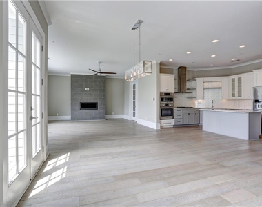 12600 Marstrow Drive - Photo Thumbnail 3