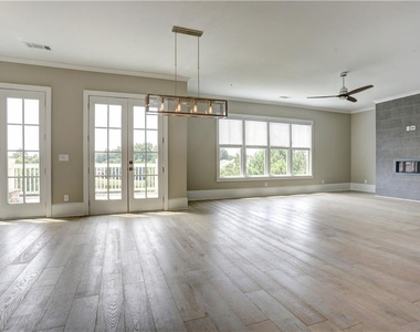 12600 Marstrow Drive - Photo Thumbnail 5