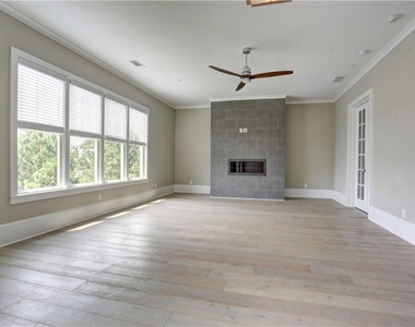12600 Marstrow Drive - Photo Thumbnail 7