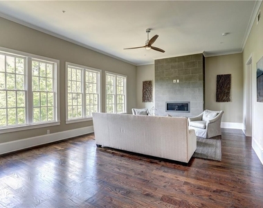 12600 Marstrow Drive - Photo Thumbnail 5