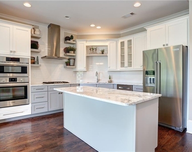 12600 Marstrow Drive - Photo Thumbnail 7