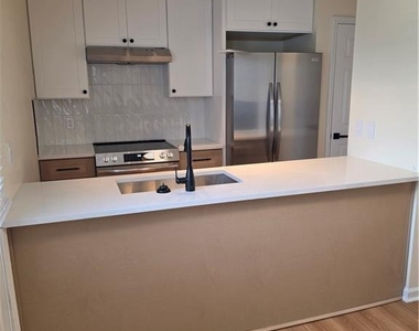 1327 Hollenbeck Lane - Photo Thumbnail 13