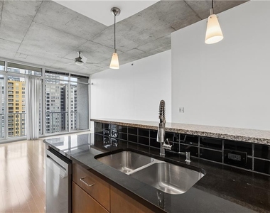 950 W. Peachtree Street Nw - Photo Thumbnail 13