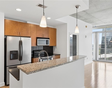 950 W. Peachtree Street Nw - Photo Thumbnail 3