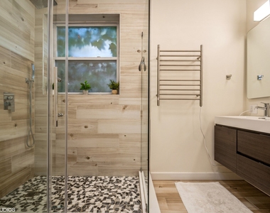 647 Asbury Avenue - Photo Thumbnail 3