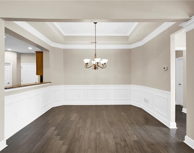 5358 Manor View Drive Nw - Photo Thumbnail 4