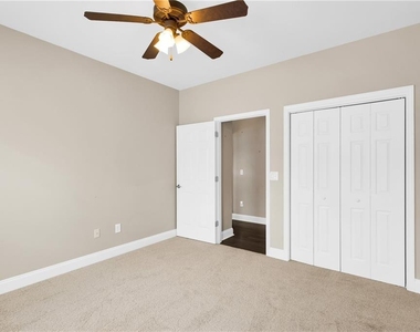 5358 Manor View Drive Nw - Photo Thumbnail 20