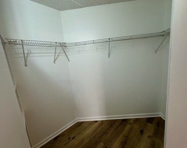 1750 N Marywood Avenue - Photo Thumbnail 9
