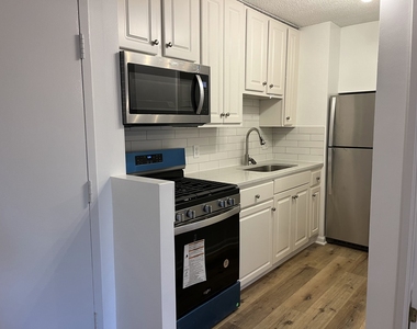 1750 N Marywood Avenue - Photo Thumbnail 1