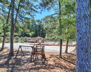 2940 Connie Street - Photo Thumbnail 27