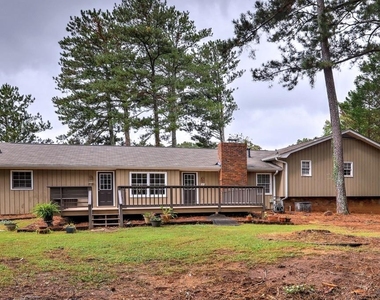 2940 Connie Street - Photo Thumbnail 14
