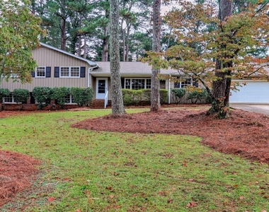 2940 Connie Street - Photo Thumbnail 20
