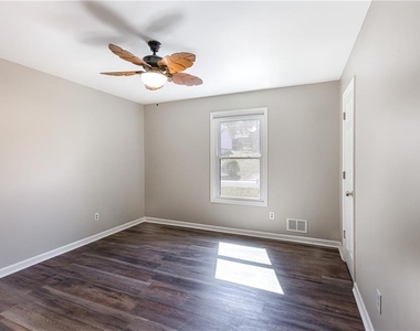 6080 Stone Wood Drive Nw - Photo Thumbnail 15