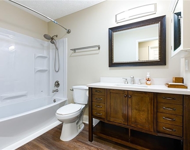 6080 Stone Wood Drive Nw - Photo Thumbnail 13