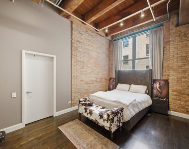 1727 S Indiana Avenue - Photo Thumbnail 15