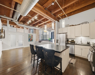 1727 S Indiana Avenue - Photo Thumbnail 8