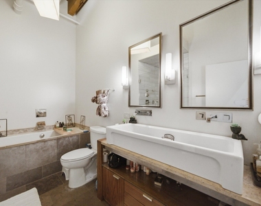 1727 S Indiana Avenue - Photo Thumbnail 11