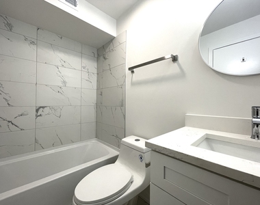 822 N Winchester Avenue - Photo Thumbnail 6