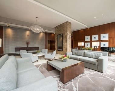655 W Irving Park Road - Photo Thumbnail 19