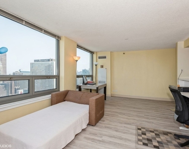 440 N Wabash Avenue - Photo Thumbnail 3