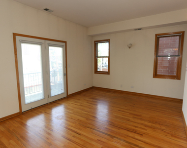 824 W Buckingham Place - Photo Thumbnail 10