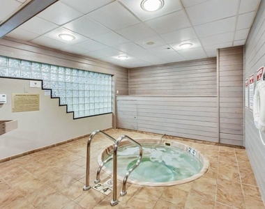 10 E Ontario Street - Photo Thumbnail 23