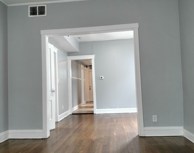6719 S Sangamon Street - Photo Thumbnail 2