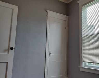 6719 S Sangamon Street - Photo Thumbnail 9