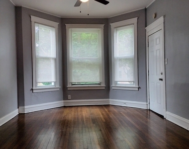 6719 S Sangamon Street - Photo Thumbnail 3