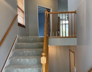 2210 Scott Lane - Photo Thumbnail 1