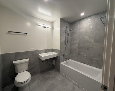 952 W Carmen Avenue - Photo Thumbnail 6