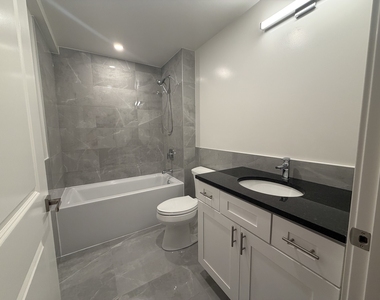 952 W Carmen Avenue - Photo Thumbnail 17