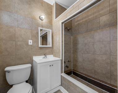 2409 S Spaulding Avenue - Photo Thumbnail 5