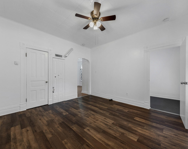2409 S Spaulding Avenue - Photo Thumbnail 1