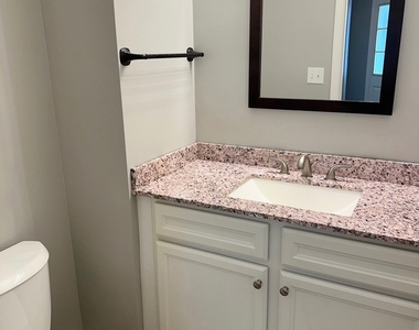 83 Polaris Drive - Photo Thumbnail 9