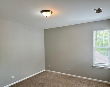 83 Polaris Drive - Photo Thumbnail 14