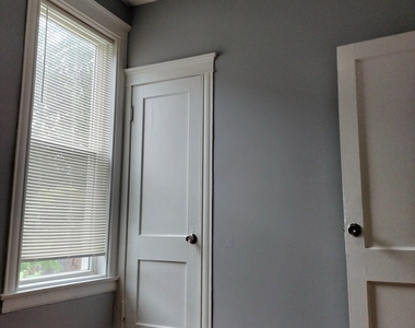 6719 S Sangamon Street - Photo Thumbnail 10