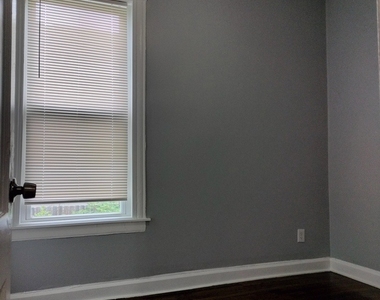 6719 S Sangamon Street - Photo Thumbnail 8