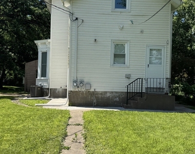 720 E 14th Street - Photo Thumbnail 12