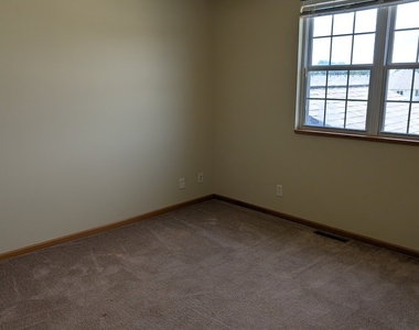 262 Sunset Boulevard - Photo Thumbnail 12