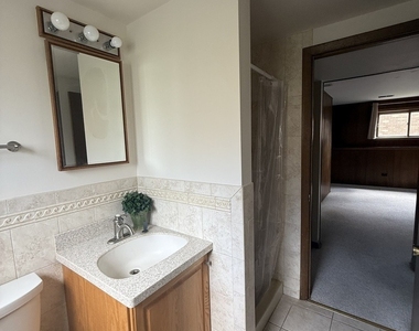 850 S Hillside Avenue - Photo Thumbnail 11