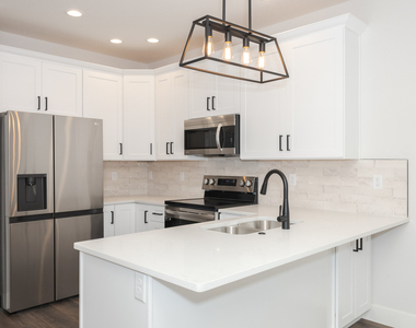 1613 Belclare Road - Photo Thumbnail 8