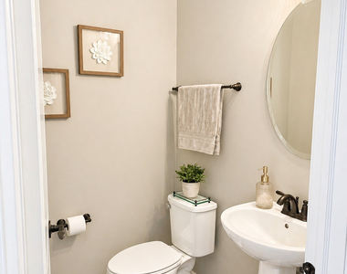 32000 Savannah Drive - Photo Thumbnail 9