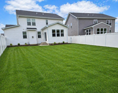 32000 Savannah Drive - Photo Thumbnail 30
