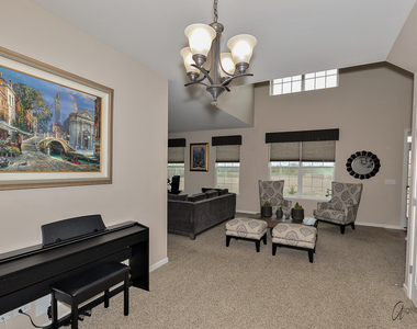 9870 Williams Drive - Photo Thumbnail 7