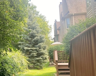 1501 Stonegate Manor - Photo Thumbnail 2